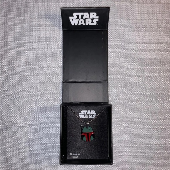 ❌SOLD❌ Boba Fett Star Wars necklace - Picture 2 of 3